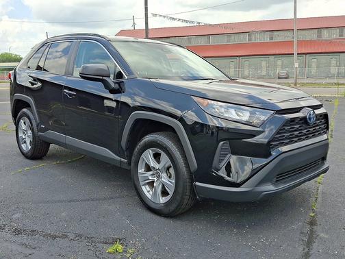 Midnight Black Metallic 2022 Toyota RAV4 Hybrid LE AWD (Natl)