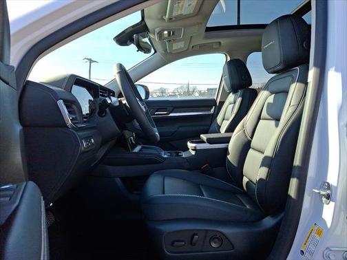 Glacier White Tricoat 2026 GMC Terrain AWD 4dr Denali