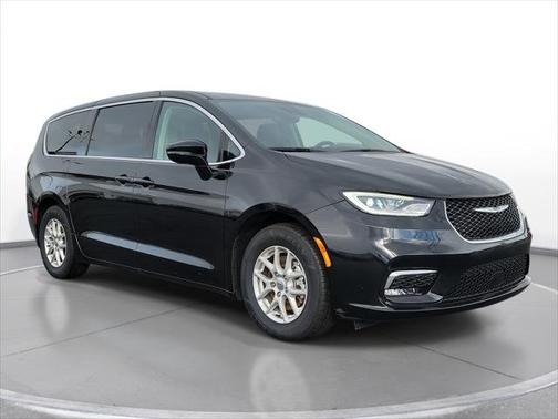 2024 Chrysler Pacifica Touring L FWD