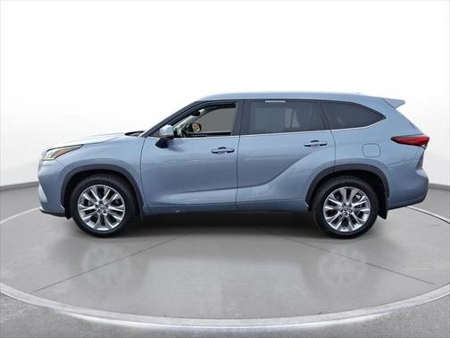 Moon Dust 2021 Toyota Highlander Limited AWD (Natl)