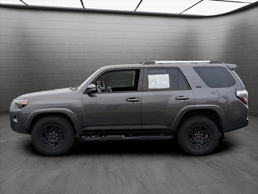 2022 Toyota 4Runner SR5 Premium 2WD (Natl)
