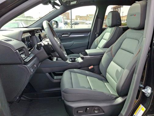 Ebony Twilight Metallic 2026 GMC Terrain AWD 4dr AT4