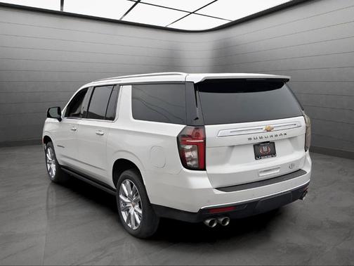 2023 Chevrolet Suburban High Country
