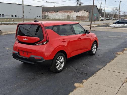 2022 Kia Soul LX