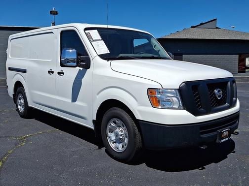 Glacier White 2021 Nissan NV Cargo NV3500 HD NV3500 HD Standard Roof V8 SV