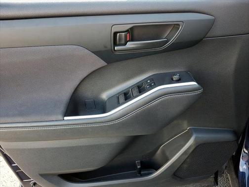 Blueprint 2022 Toyota Highlander Hybrid LE AWD (Natl)