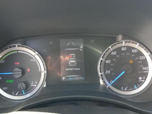 2022 Toyota Highlander Hybrid LE