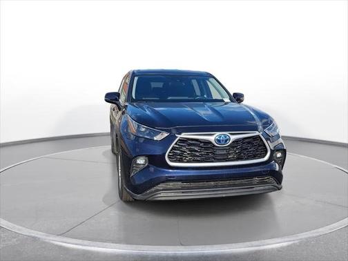 Blueprint 2022 Toyota Highlander Hybrid LE AWD (Natl)
