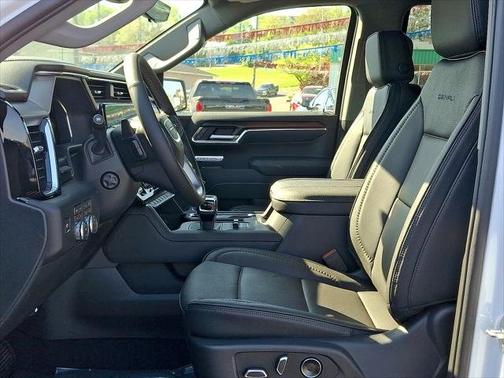 Glacier White Tricoat 2026 GMC Sierra 1500 4WD Crew Cab 157" Denali