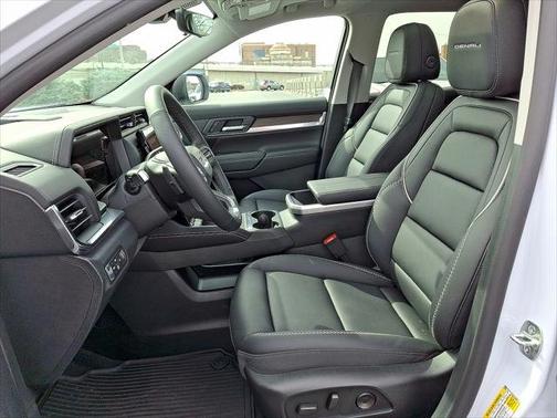 Glacier White Tricoat 2026 GMC Terrain AWD 4dr Denali