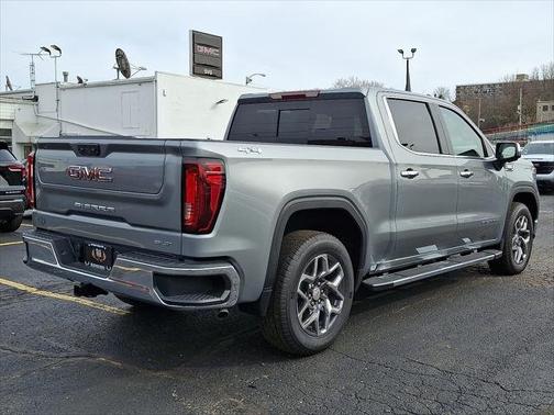 2026 GMC Sierra 1500 4WD Crew Cab 147" SLT