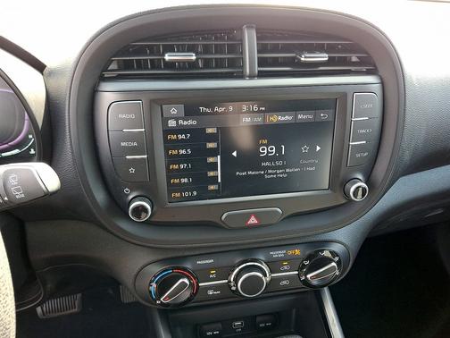 Inferno Red 2023 Kia Soul LX IVT