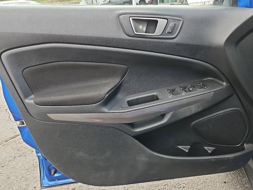Lightning Blue Metallic 2020 Ford EcoSport SE FWD