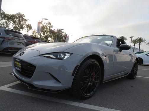 Aero Gray Metallic 2025 Mazda MX-5 Miata RF Club