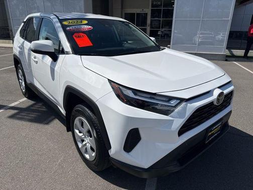 Ice Cap 2024 Toyota RAV4 LE