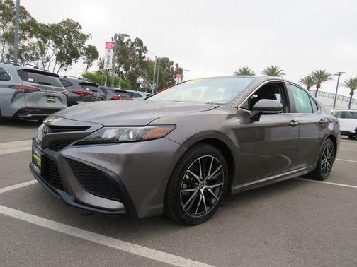 Predawn Gray Mica 2023 Toyota Camry SE