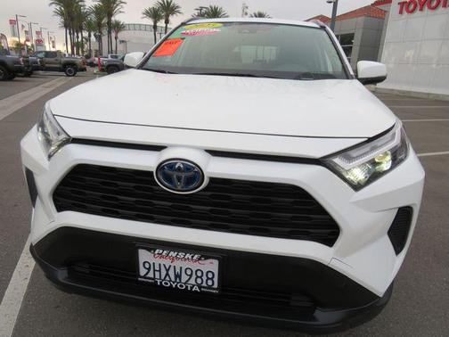 2023 Toyota RAV4 Hybrid LE