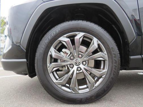 2024 Toyota RAV4 Hybrid XLE Premium