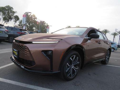 2026 Toyota Crown Signia XLE