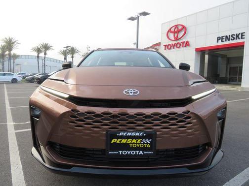 2026 Toyota Crown Signia XLE