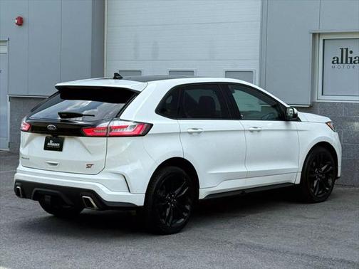 2020 Ford Edge ST