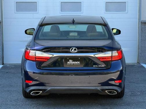 2016 Lexus ES 350 Base