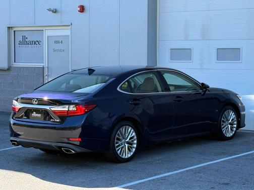 2016 Lexus ES 350 Base