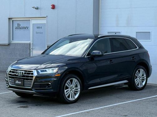 2019 Audi Q5 45 Premium