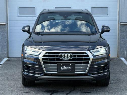 2019 Audi Q5 45 Premium