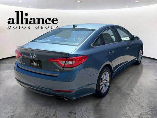 Nouveau Blue 2016 Hyundai SONATA ECO