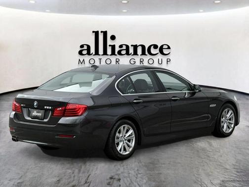 Gray 2016 BMW 528 xDrive