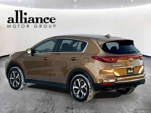 Burnished Copper 2021 Kia Sportage LX