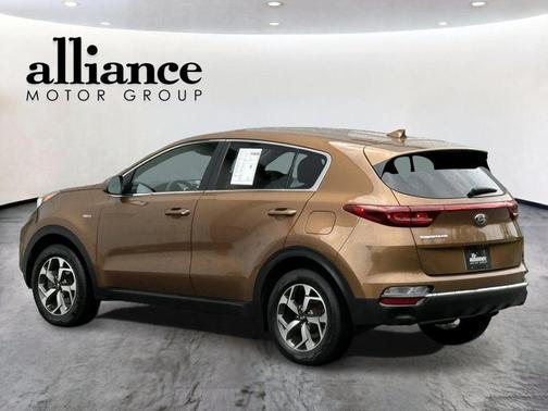 Burnished Copper 2021 Kia Sportage LX