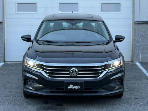 2020 Volkswagen Passat 2.0T SE