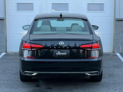 2020 Volkswagen Passat 2.0T SE