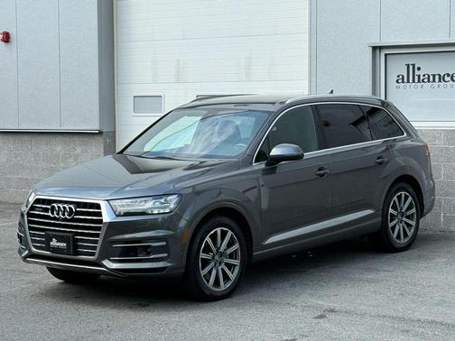 2019 Audi Q7 55 Premium Plus
