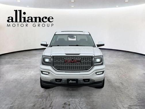 White 2018 GMC Sierra 1500 Denali
