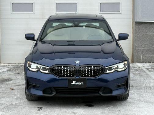 2019 BMW 330 xDrive