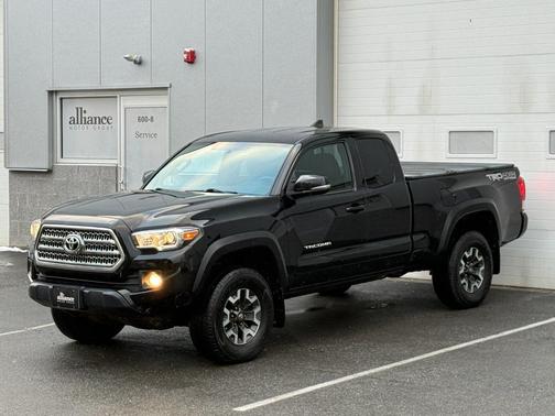 2016 Toyota Tacoma TRD Sport