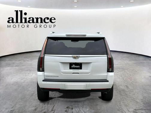 Crystal White Tricoat 2016 Cadillac Escalade Premium