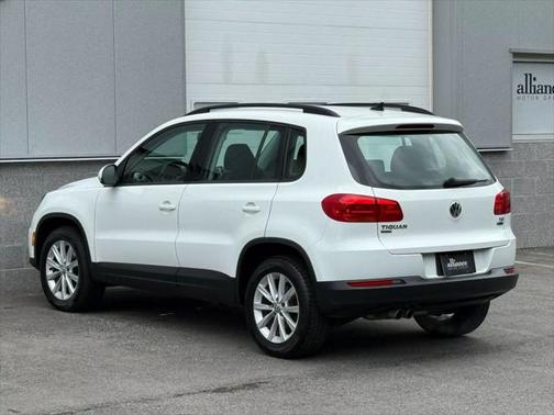 2018 Volkswagen Tiguan Limited 2.0T 4MOTION