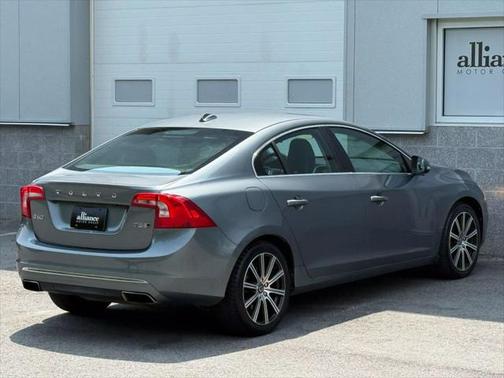 2016 Volvo S60 Inscription T5 Premier