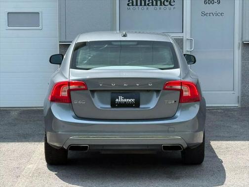 2016 Volvo S60 Inscription T5 Premier