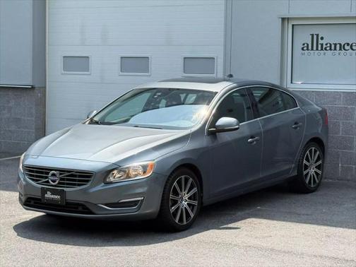 2016 Volvo S60 Inscription T5 Premier
