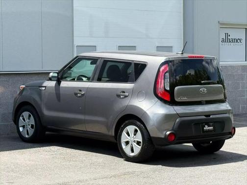 2016 Kia Soul Base