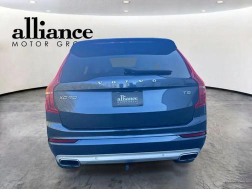 Denim Blue Metallic 2020 Volvo XC90 T5 Momentum