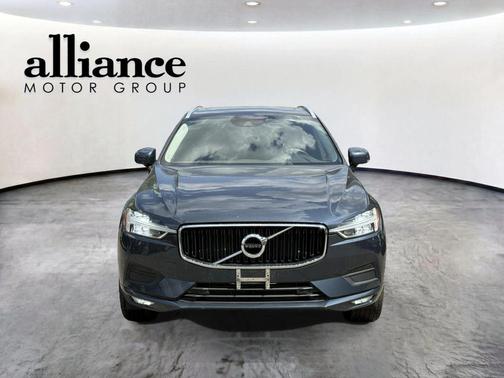 Denim Blue Metallic 2021 Volvo XC60 T6 Momentum