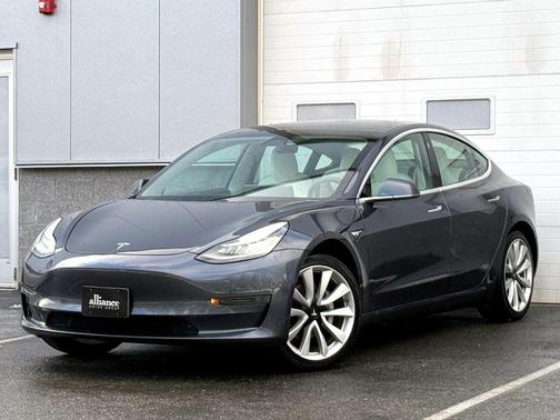 2020 Tesla Model 3 Standard Range Plus