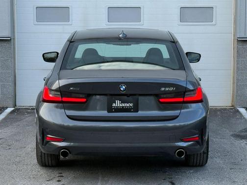 2019 BMW 330 xDrive