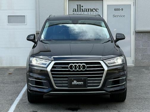 2017 Audi Q7 3.0T Premium